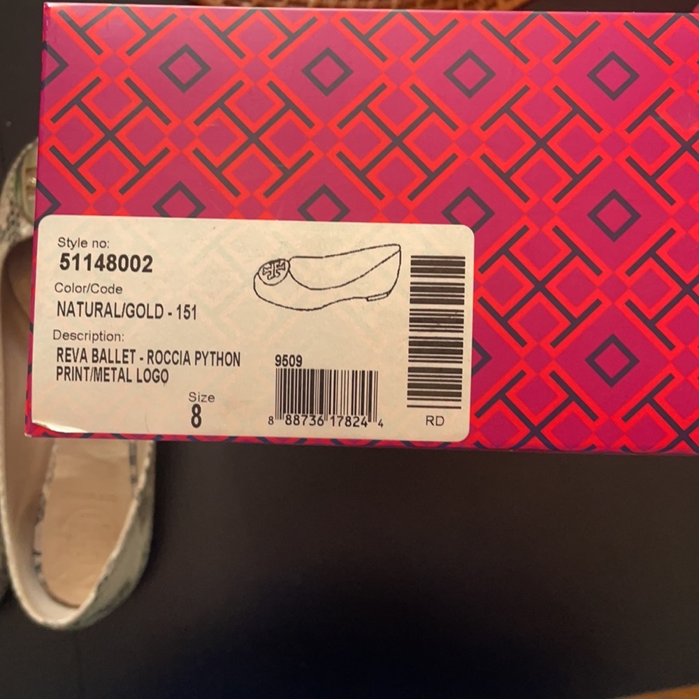 Tory Burch Reva Ballet - Roccia Python Print/Metal Logo - Picture 5 of 7